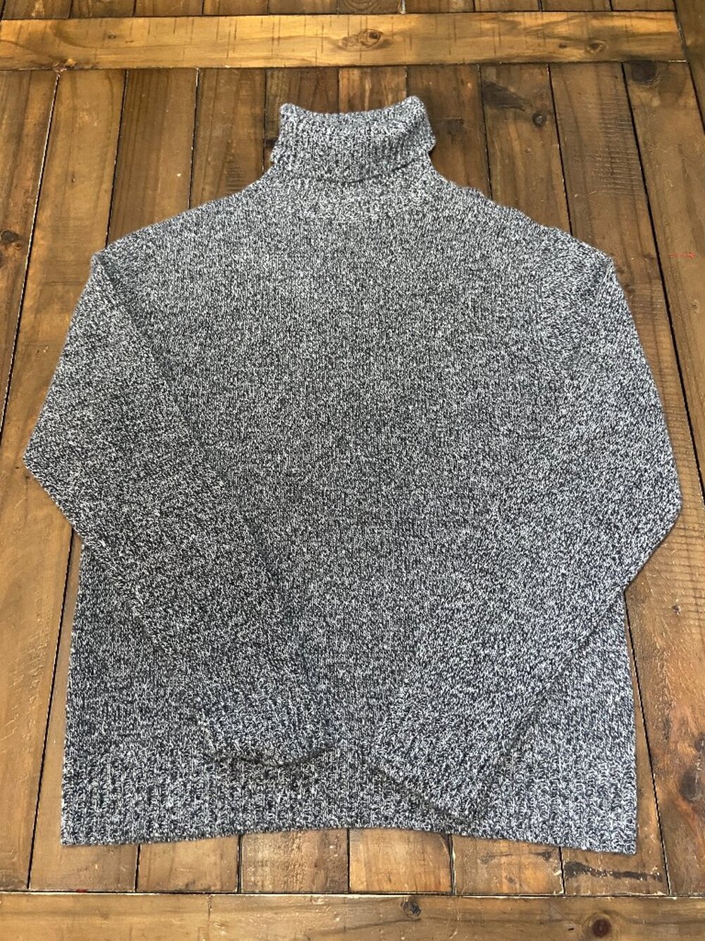 Allude 100% Cashmere Heavy Knit Marled Grey Turtleneck Sweater